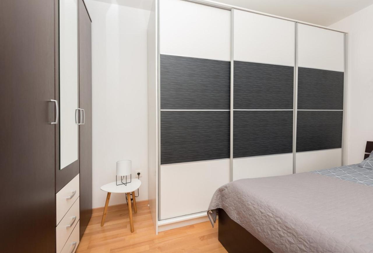 Apartment Sea View In Makarska, Free Parking Dış mekan fotoğraf
